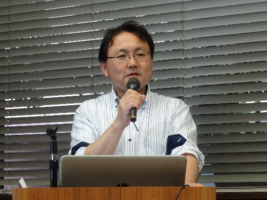 講師の安藤光義氏
